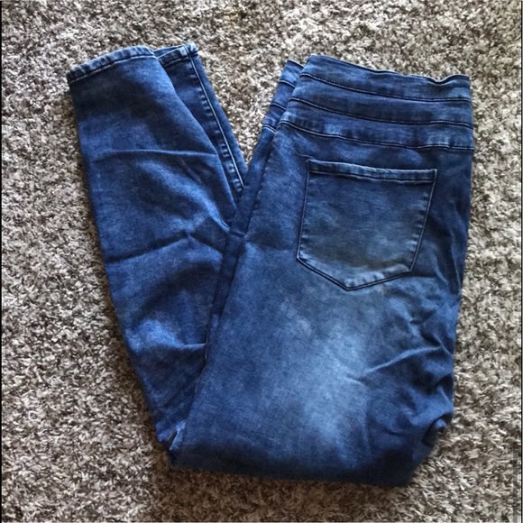 Fashion to Figure Jeggings - Picture 6 of 8